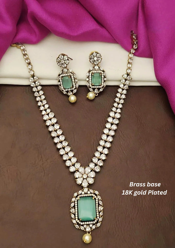 Victorian Brass Base Gold Plated Necklace With Earrings s 200061